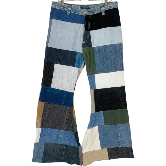 Vintage Levi's Patchwork Bell Bottom Flare Leg Jeans Size 36/XL - Picture 1 of 8